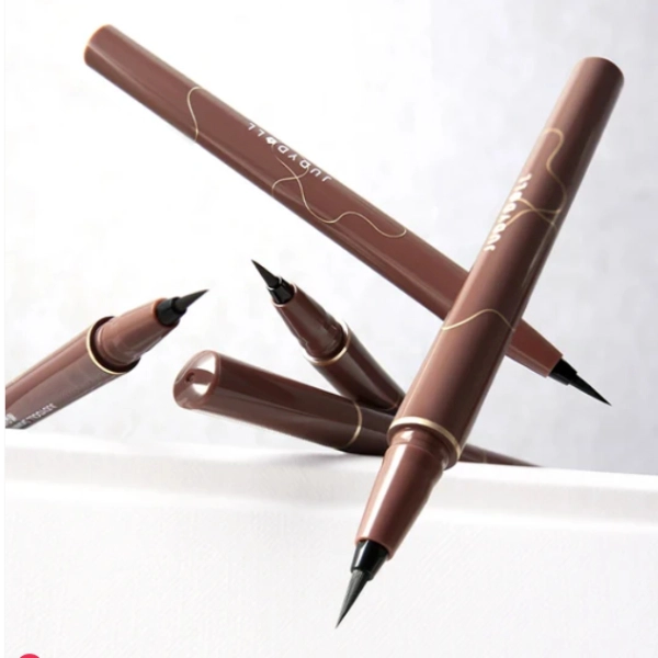 Bút Kẻ Mắt Judydoll skinny liquid eyeliner - Đường kẻ tự nhiên
