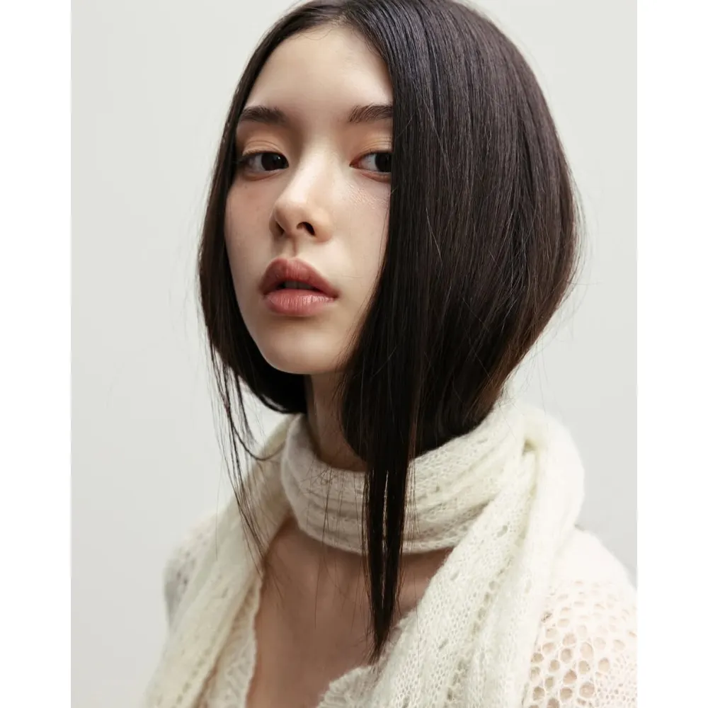 Hướng dẫn trang điểm tone nâu trầm Mocha Mousse 2025